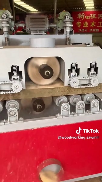 #sawmill #sawblade #woodworking #woodcutting #fory #foryoupage #tctsawblade #circularsawblade #tiktok #woodwork #sourcefactory