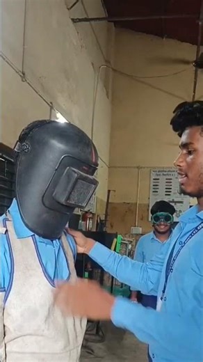 ITI WELDER PRACTICAL 01 || HOW TO USE PPE KIT #stickwelding #forgewelding #welding #iti #short