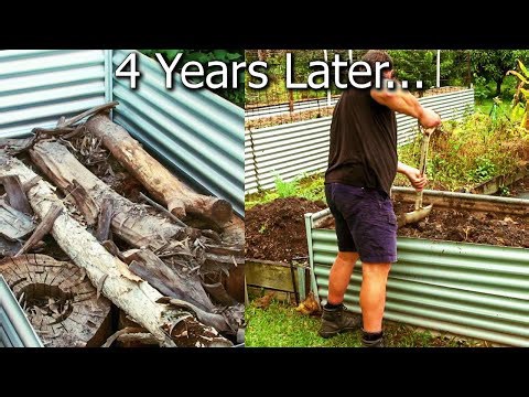 What Happens When You Bury Logs in the Veggie Garden Raised Bed?