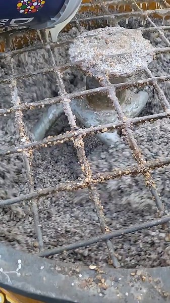 How I Create a Durable Resin Bound Gravel Surface Step by Step