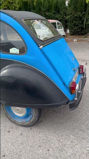 Auto clásico Citroën 2CV6 CT #automobile #citroen2cv