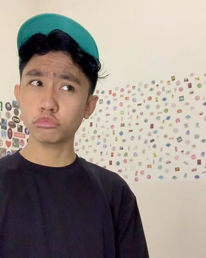 Deb on Instagram: "debri kalo jadi barista 🙊😩"