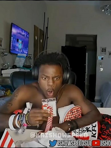 IShowSpeed Accidentally Exposed a Free KFC fried chicken QR Code on Stream 😳