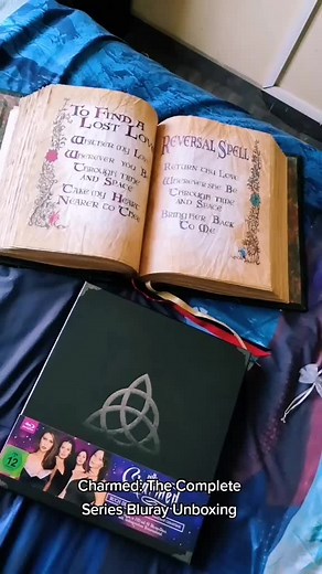 Unboxing Charmed: The Complete Blu-ray Series