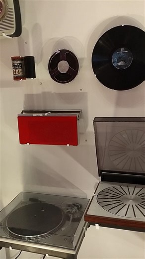 Old-School Tech at the Design Museum 🖥️