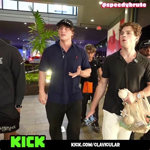 Clavicular and Myron DISCUSS the problem with WOMEN being HYPERGAMOUS & what GUYS need to do to overcome it😳👀"You have to identify hypergamy and max out every stat.""The problem is guys don't acknowledge it. You got to get everything on point-- money, gym.. everything"