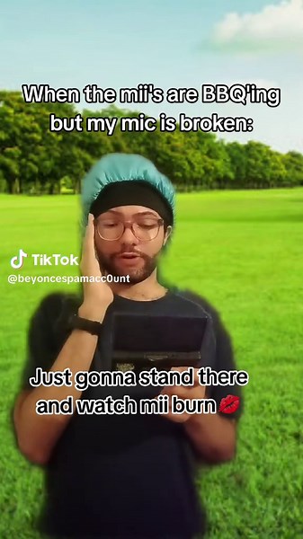 #greenscreen | microphone