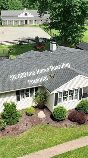 🐎 Connecticut Equestrian Dream Property 📍 South Windsor, CT 16 private acres with a 10-stall barn, lighted arena & 13 acres of fenced pasture. Potential boarding income over $12,000/month while living in a beautifully updated 4-bedroom ranch with finished walkout level for extended living. Barn office, birthing stall, heated tack room, GGT arena footing & direct pasture access — this property was built for serious equestrians. Dreaming of farm life in Connecticut? Let the Starr Team help you b