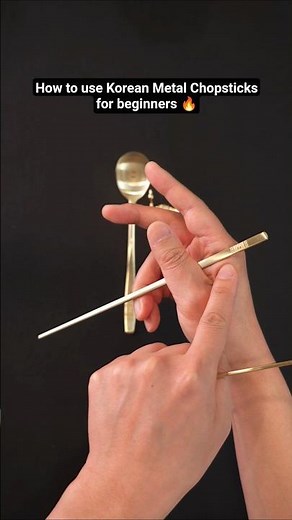 🔥 How to use chopsticks easy (Korean style)
