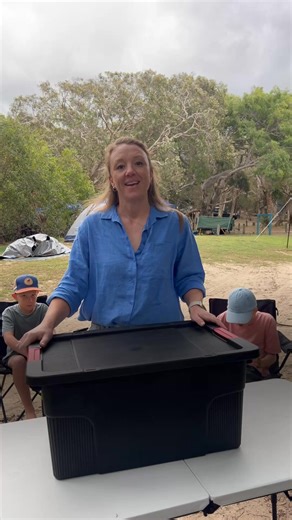 🏕️ A boring campsite is a dingo-safe campsite. When camping on K’gari, always make sure to keep your campsite secure. It’s the best way to make sure dingoes don’t get into your tent or belongings when you leave for the day. Dingoes have a keen sense of smell and will roam through campsites to find anything with a scent, like toiletries, cooking utensils or food waste. Keep your campsite dingo-safe by securely storing food and rubbish in locked containers, preferably with metal clips, or in your