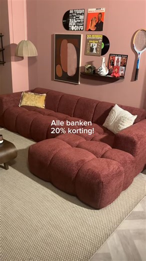 Leen Bakker on Instagram: "Interieur lovers opgelet 👀 Alle banken nu 𝟮𝟬% 𝗸𝗼𝗿𝘁𝗶𝗻𝗴! Tijd om je woonkamer compleet te maken met een bank die perfect bij jouw stijl past 🤍 Van modern tot tijdloos: dit is hét moment om te shoppen. Tag iemand die nog op zoek is naar een nieuwe bank en save dit ter inspiratie ✨ 🗓️ Actie geldig t/m zondag 8 februari #leenbakker #banken #bank #hoekbank #woonkamer #wonen #interieur #interieurinspiratie #interieurstyling #wooninspiratie #wonen #interieuradvies"