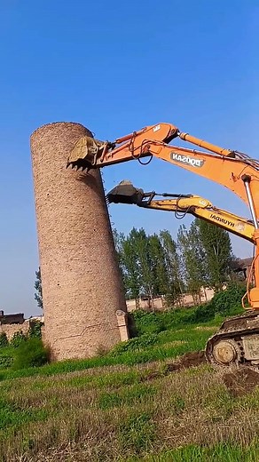 00659. Cracked water tower removal process- Good tools and machinery make work easy | Zia & Deli