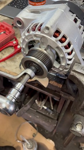 1.5M views · 2.5K reactions | CAR MECHANIC ❤ #engine #engineering #mechaniclife #cars #mechanic #reels #trending #viral #foryou | Car Mechanic | Facebook