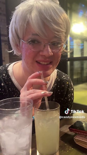 First she’s spicy and then she’s sweet 🔥✨ #candymixmaids #cosplay #dance #maidcafe #maid #butler #bufflowildwings #kpop #idol #anime