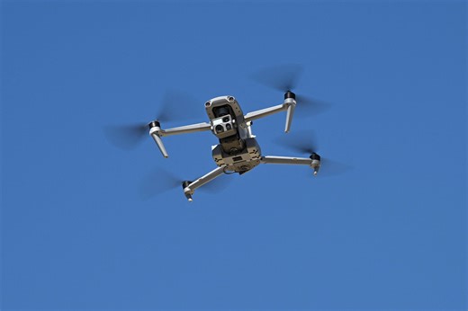 Guerre en Ukraine : « Je n’ai plus peur de rien », Anatoliy, 12 ans, parvient à neutraliser seul un drone russe pour sauver sa famille