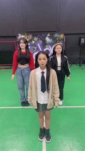 Rinon's Sweet Nonfiction Dance Performance