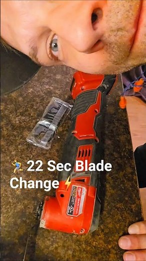 👍Easy-peasy multi-tool blade change⚡️#milwaukeetools #woodworking #diy #homerenovation