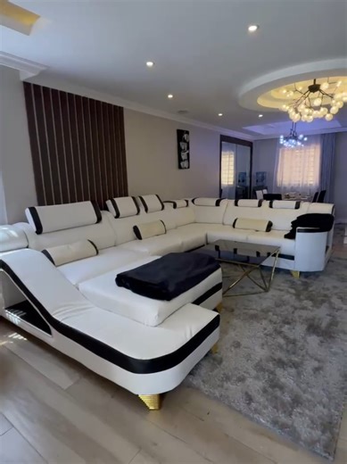 5 Bedroom Airbnb in Nakuru Section 58 #airbnb #kenya #nakuru #airbnbnakuru #charliehomes