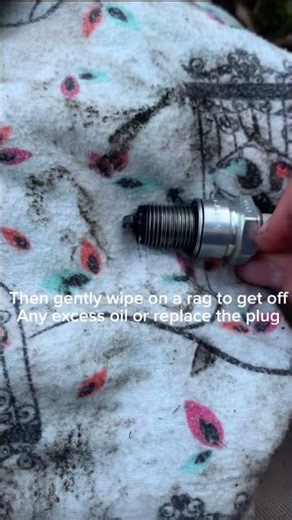 How to change a lawn mower spark plug #lawncare #smallengine