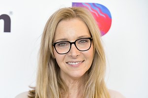 Jewish 'Friends' Star Lisa Kudrow Feels Connected to Her Family's Holocaust Trauma – Kveller