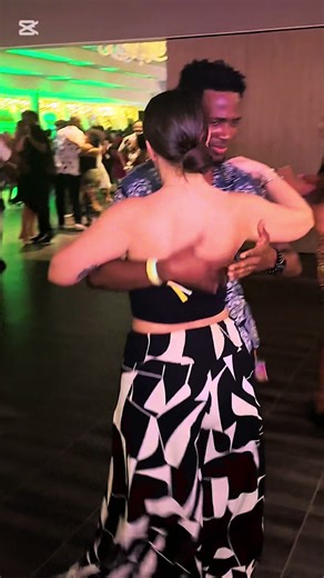 Kizomba: Uma Linda Música para Dançar Numa Boa
