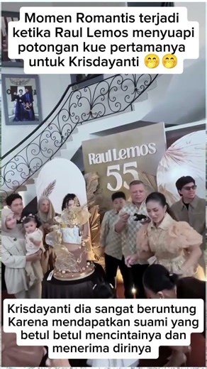 Momen romantis terjadi saat Raul menyuapi Krisdayanti🤭#krisdayanti#raullemos#artist#shorts