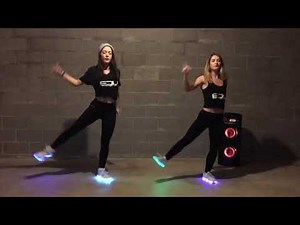 Bee Gees - Stayin' Alive Dance (Remix)