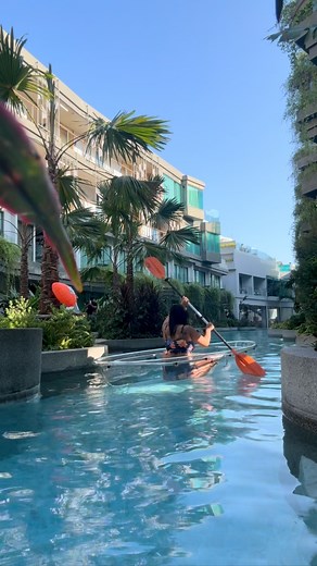Randima Pabasari | Tried kayaking like a pro… ended up swimming with my phone instead 🤦‍♀️😂 Now I need a man to paddle me around 😜🚣‍♂️💦 #WaterBabyFail #SendHelp | Instagram