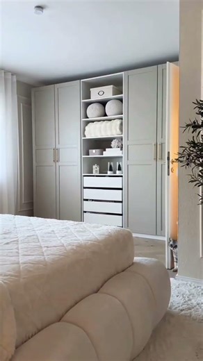 Modern Cushion Bedroom Set | Elegant Bed with Wardrobe & Side Tables
