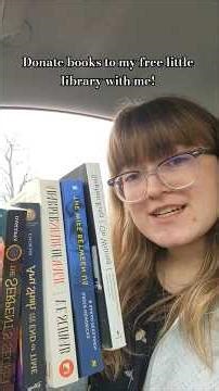 donating books to my town's ONLY free little library🥰📚 #communityread #bookdrive #freelittlelibrary