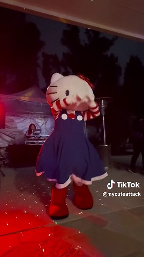 Last night was crazy. Hello Kitty knows how to party! #hellokitty #hellokittlover #hellokittyandfriends #hellokittycheck #hellokittycostume #hellokittycore #hellokittyfinds #hellokittybaddie #hellokittycuteness #hellokittycutestuff #hellokittylove #hellokittyaddict #hellokittyobession #sanriogirl #sanriocore #sanriolover #sanriocosplay