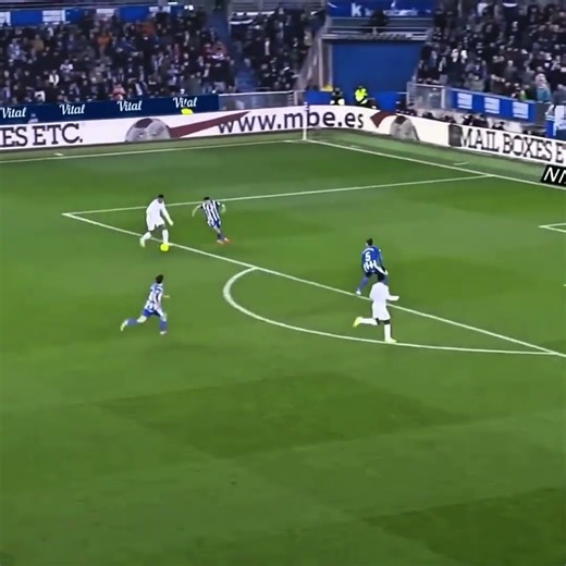 Why Mbappé's Curling Goal is IMPOSSIBLE