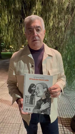 Esta noche en la Feria del Libro no es una noche más.Es la palabra enfrentando al poder.Es la memoria contra el olvido.Es la cultura diciendo presente cuando quieren imponer silencio.Entre libros y miradas hay algo que late con fuerza:un pueblo que no se resigna.Porque podrán proscribir a una dirigente,pero no van a poder proscribir la historia.Podrán intentar callarla,pero no van a poder callar a millones.Cristina no está sola.Está en cada voz, en cada libro, en cada conciencia despierta.Y cuan