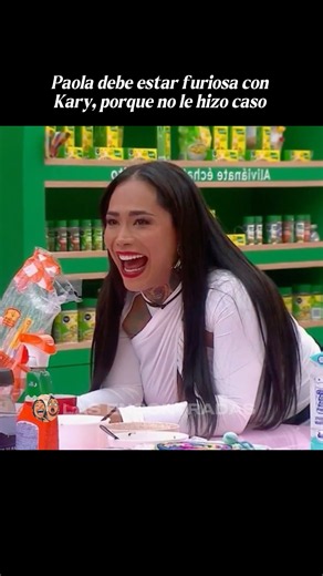 Yo solo he visto que haga lo que haga Karina siempre lo tiran Hate!! #lcdlfmx #karinatorres #humor