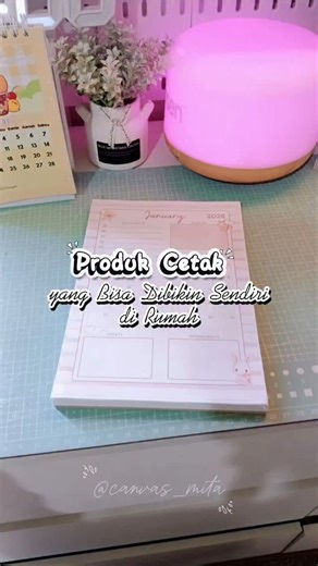 canvas_mita on Instagram: "Bismillah Salah satu produk cetak yang simpel, bisa bikin sendiri di rumah. Bahkan pemula pun insyaAllah bisa... 🤩 ✨ Bahan yang aku pakai • Hvs 80 gsm • Yellow hard board 2 mm • Lem putih ✨ Alat • Penggaris • Cutter • Kuas lem Allahumma baarik💖 . . #canva #canvadesign #belajarcanva #diy #diary"