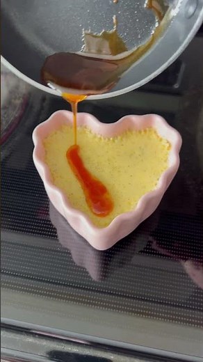 No torch, no broiler, no problem! My #bakinghack for a crunchy #cremebrulee topping!