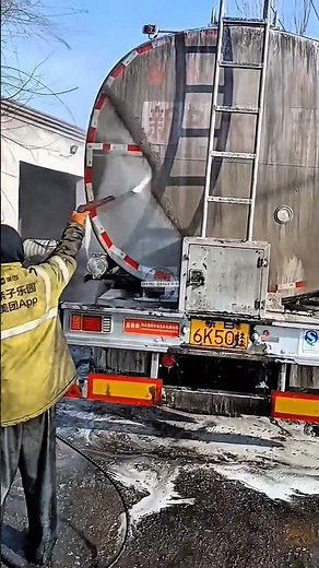 Pressure Washing a FILTHY Muddy Truck! The ULTIMATE Satisfaction 🤩 #asmrcleaning #satisfying