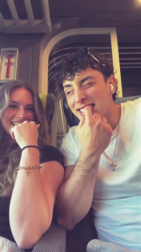 Compliqué le play-back 😂 #prt #viral #couple