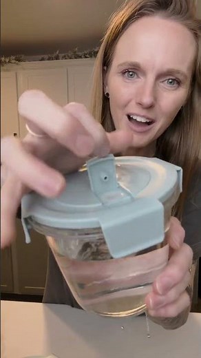 An eight piece round glass food storage container set! 😱