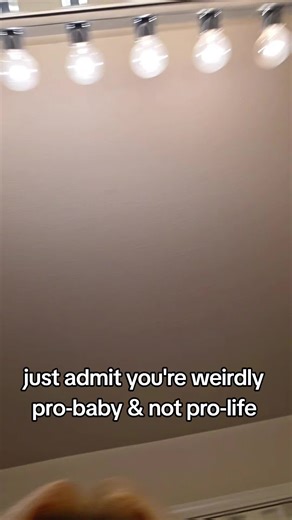 Debate on Life: Pro-Choice vs Pro-Life Perspectives