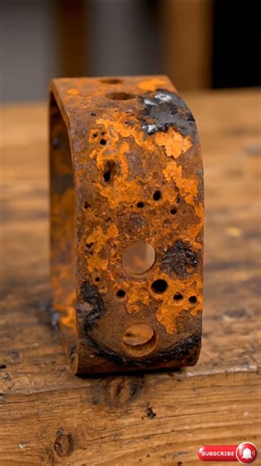 Rusty Metal Toolbox Corner Gets Fully Restored in Seconds 🧰 #Satisfying