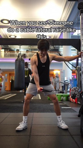 The leaning cable lateral raise looks cool and does change the resistance profile to be more stretched / lengthened focused, however the same can be done by simply bringing the cable up and having both feet planted at an arguably MORE stable position #fyp #fitness #gym #bodybuilding #tiktoktaughtme