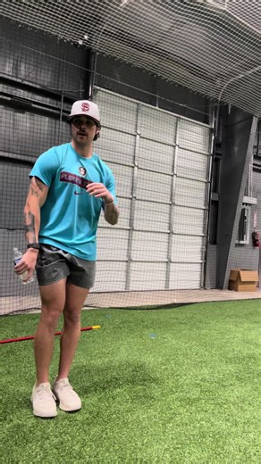 Final Phase of our 25-30 pitch bullpen pre routine. Movements should now become repeatable mechanics‼️ #baseball #pitching #youth