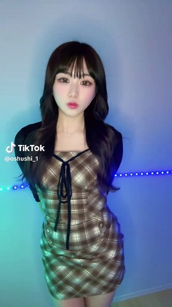 知らぬ間に体にアザが増える毎日です🥹22歳で毎日1回は転けてるからね‼️ #おすすめ #fyp