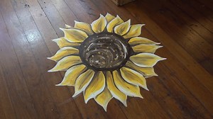 16K views · 227 reactions | What's something beautiful that makes you smile? That something is sunflowers for Perth woman Holly Ogden  The budding local artist has made it her mission to bring a little sunshine to the streets during COVID, by painting sunflower murals in her community. Her story is beautifully told here by three Curtin journalism students, Cason Ho, Andrew Du and Breanna Redhead. | ABC Perth | Facebook