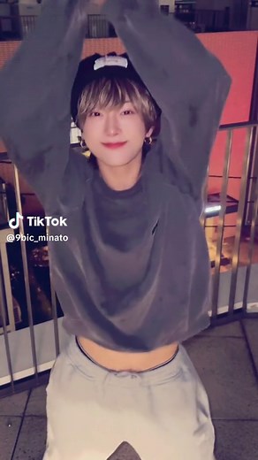 アイラブピーナッツピラフ星人歌詞とダンス振り付け | ぴらぴらぴーなっつ