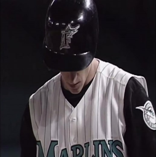 Craig Counsell tying Game 7 of the 1997 World Series in the 9th inning. #floridamarlins #miamimarlins #Marlins #miami #florida #baseball #beisbol #mlb #majorleaguebaseball #worldseries #1997 #cleveland #clevelandindians #indians #guardians #clevelandguardians #ohio #fish Source: NBC
