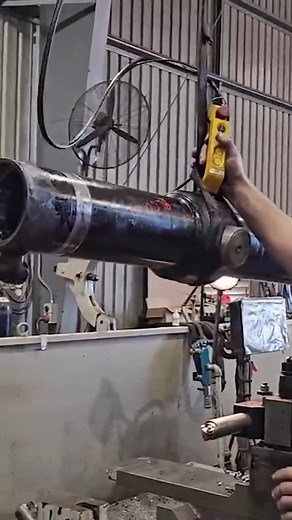 Seized Gland Alert! Can We Save This Cylinder?! | Cutting Edge Engineering Australia