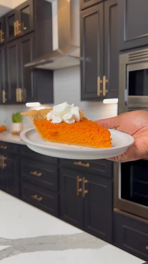 This carrot pie is inspired by the Jamaican style carrot juice/punch. The condensed milk and the nutmeg come through so well in this creamy pie. Recipe in first comment. | My Forking Life with Tanya Harris
