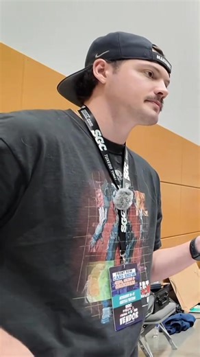 ARCEUS VSTAR TRADE UP! Umbreon VMAX Trade! Showcasing a deal at the Front Row Card Show - full video on my Channel! #pokemon #vendor #vendorpov | Swans Emporium | Facebook